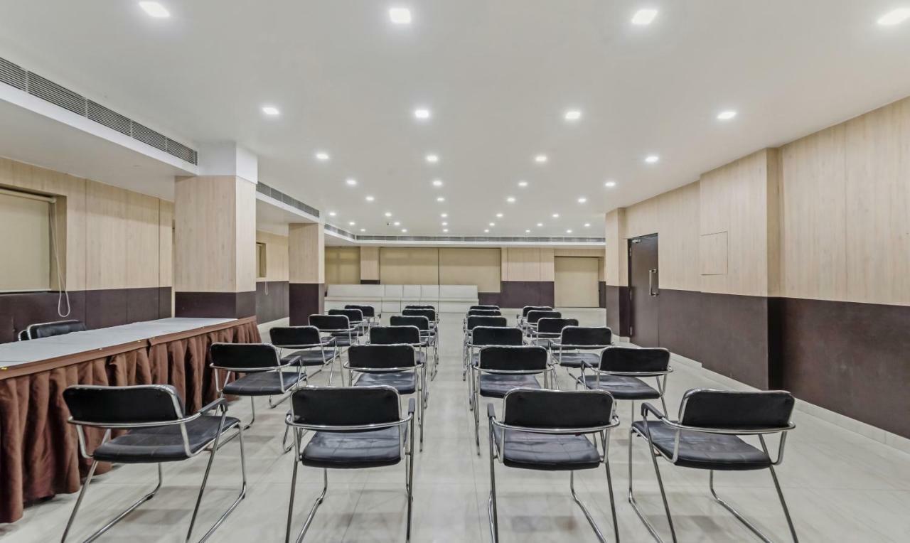 Oyo 3811 Geetanjali Regency Hotel Kolkata Luaran gambar