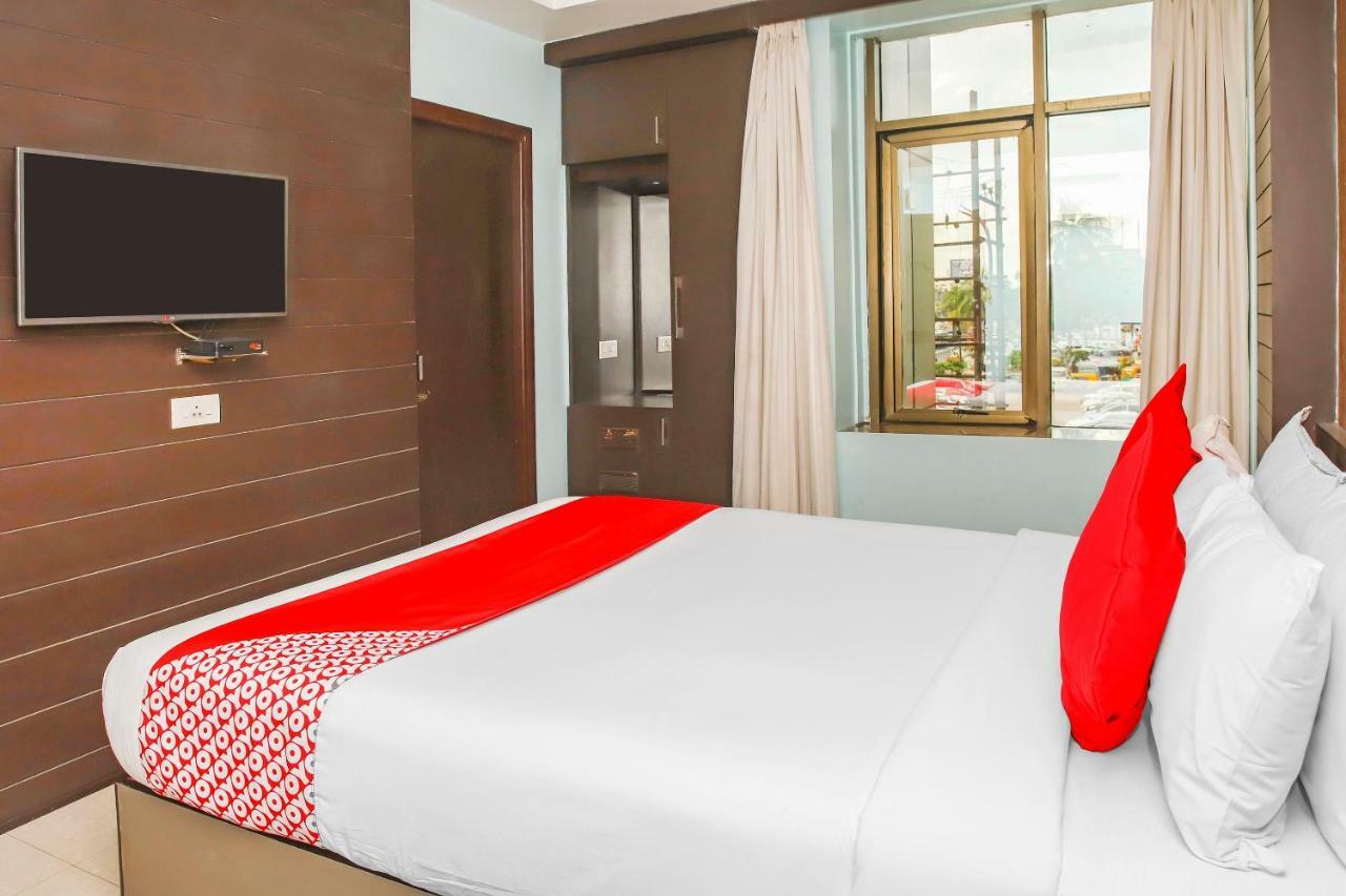 Oyo 3811 Geetanjali Regency Hotel Kolkata Luaran gambar