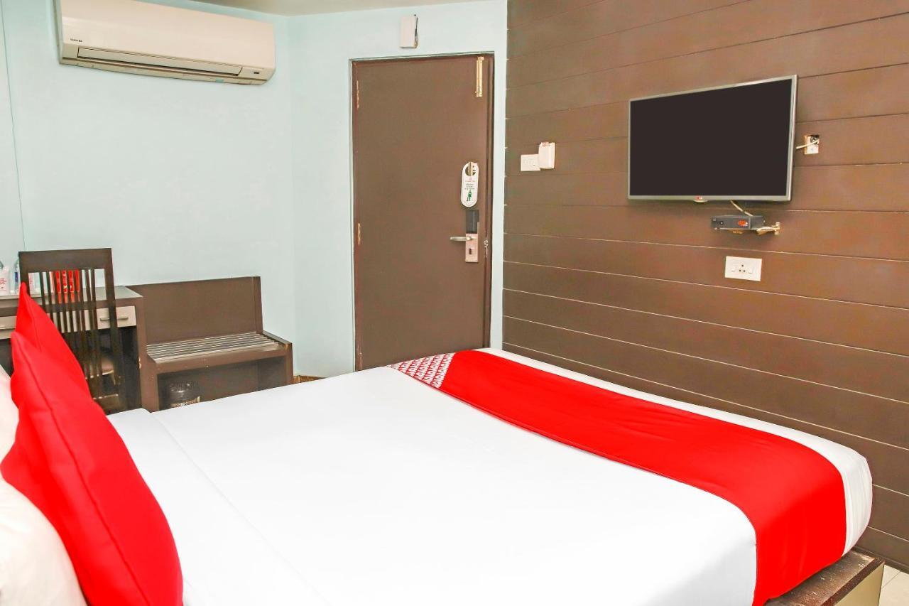 Oyo 3811 Geetanjali Regency Hotel Kolkata Luaran gambar